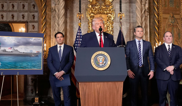 Acorazados clase Trump anunciados                          Groenlandia vuelve al debate