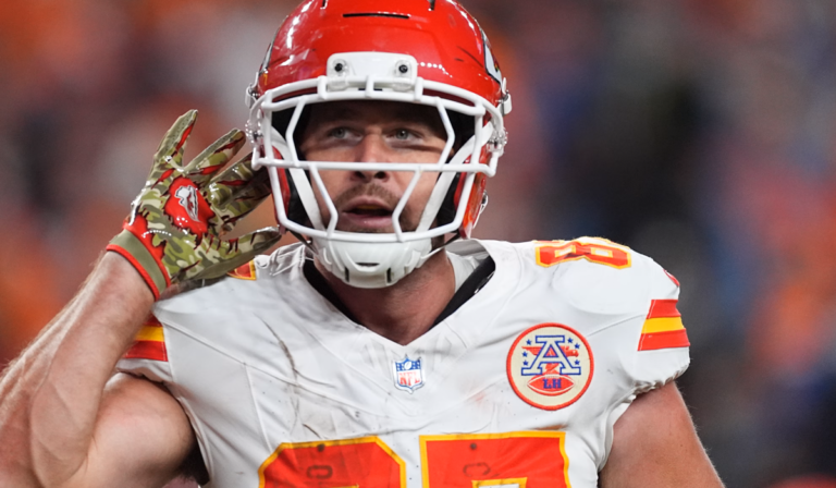 Kelce insinúa posible retiro                                     Silencio que inquieta