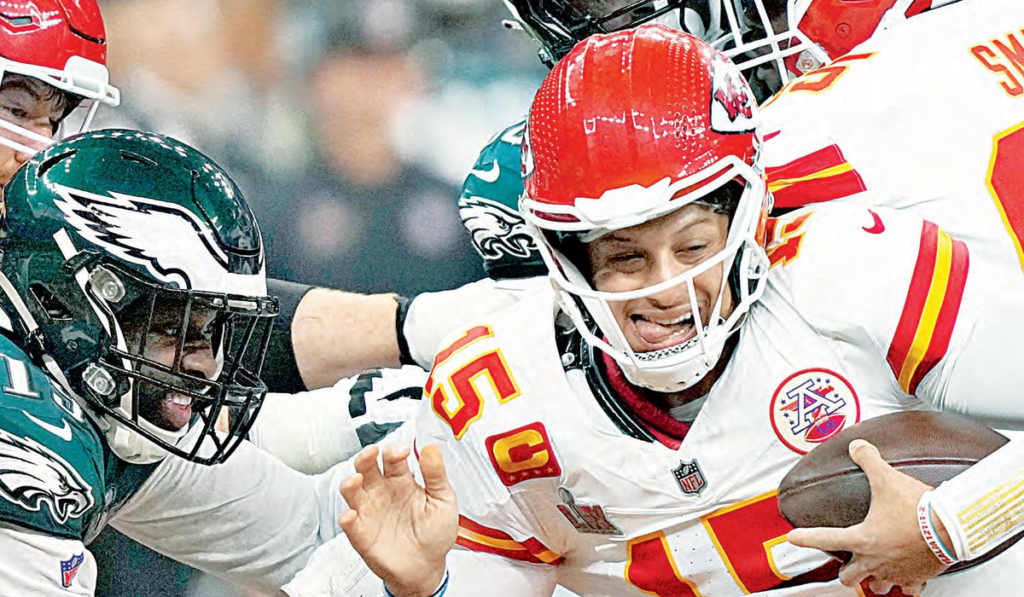 Chiefs evalúan plan sin Mahomes                                 Opciones bajo análisis