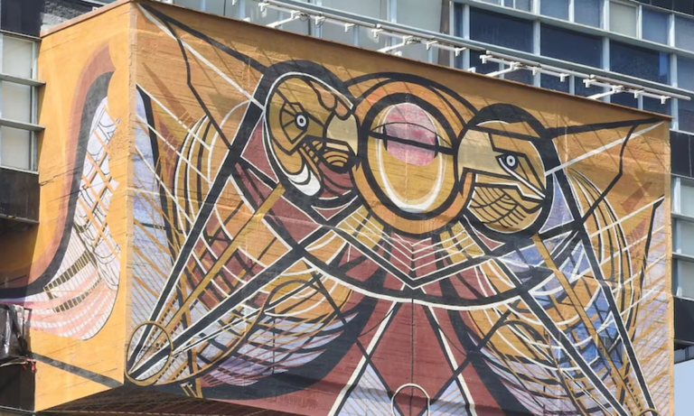 Restauran mural de Siqueiros en la Torre de Rectoría