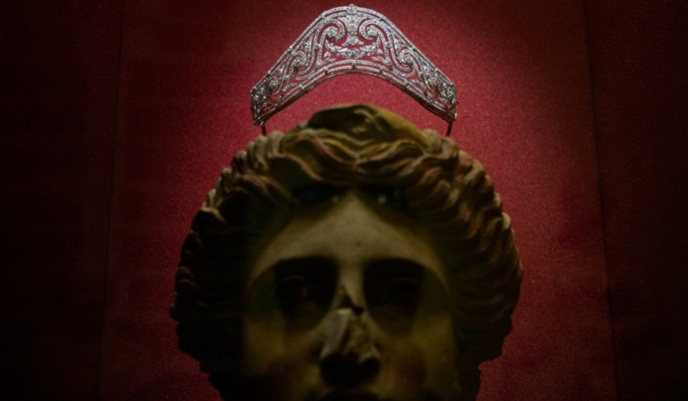 Cartier dialoga con el mito clásico en Roma