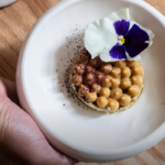 Marta marca el debut culinario del chef Manuel Sánchez