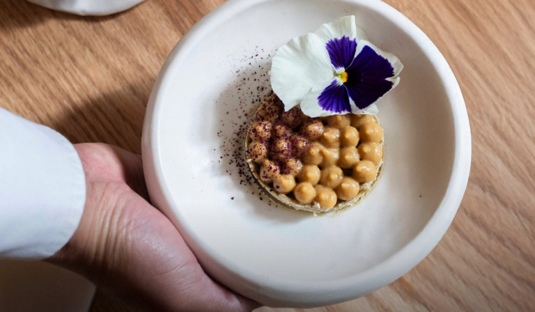 Marta marca el debut culinario del chef Manuel Sánchez
