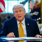 Trump aplaza ataques a Irán                                  Teherán niega diálogo