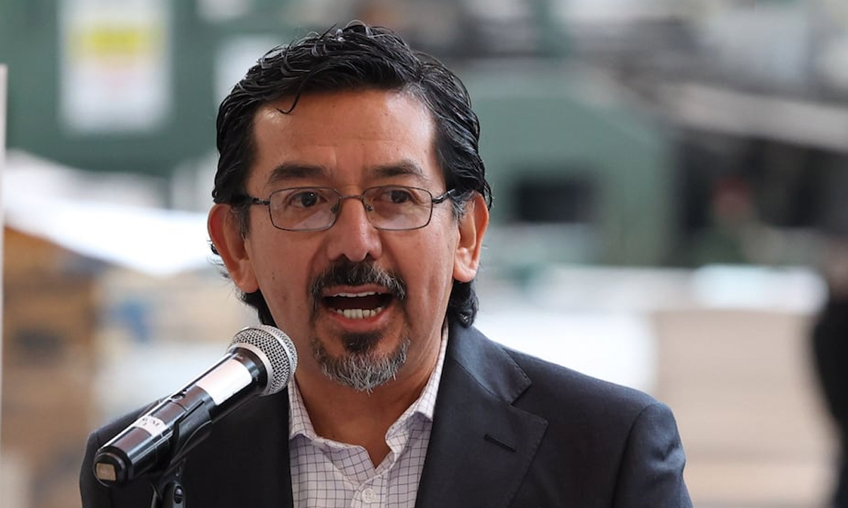 Morena define nuevos consejeros del INE             Oposición critica designación de perfiles cercanos