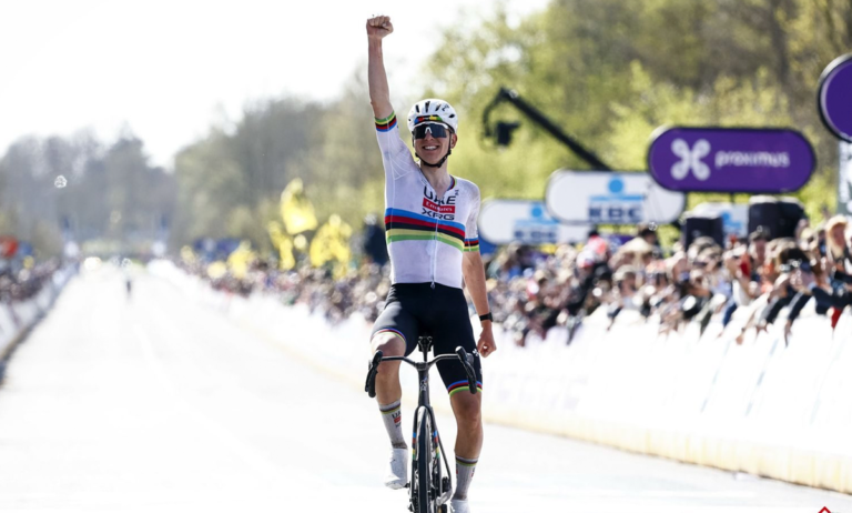 Pogacar arrasa y domina Flandes Superioridad total en adoquines