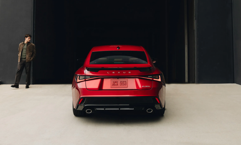 Lexus IS 350 F SPORT: deportividad y precisión con carácter