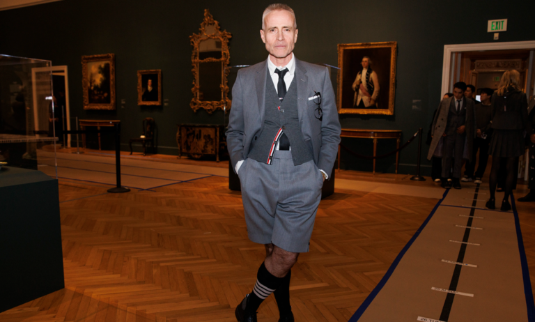 Thom Browne y ASICS exploran el movimiento urbano