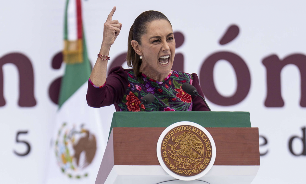 Sheinbaum presume avance en paz                      México logra histórica mejora en seguridad
