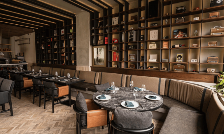 Somma Rooftop abre en Roma con vino sin reglas
