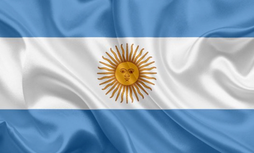 Argentina acelera privatización energética con venta de Transener