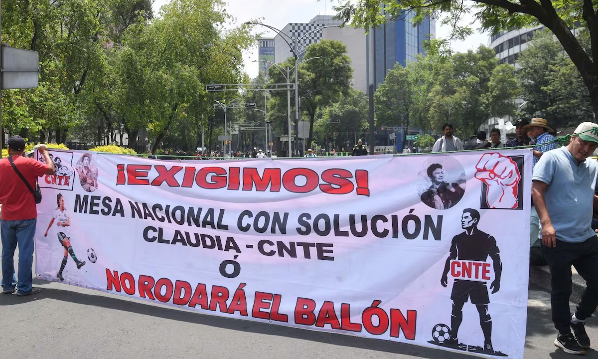 CNTE se moviliza al estadio Llevará protesta a inauguración mundialista
