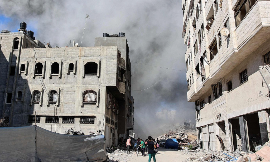 Israel intensifica ataques Destruyen barrios completos