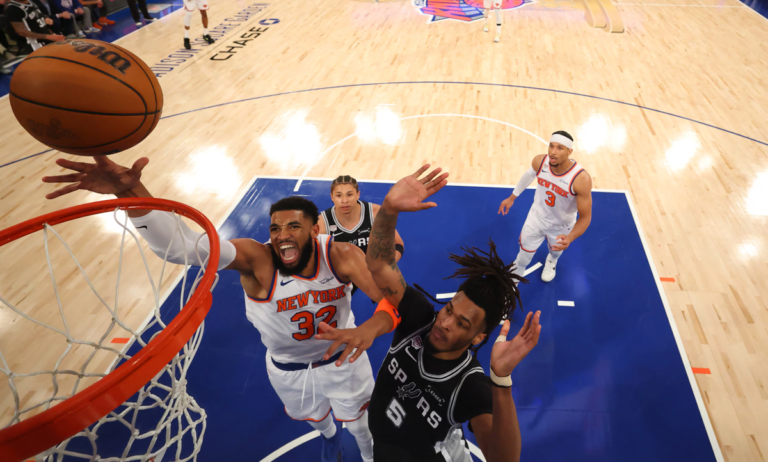Knicks rozan campeonato Remontada para la historia