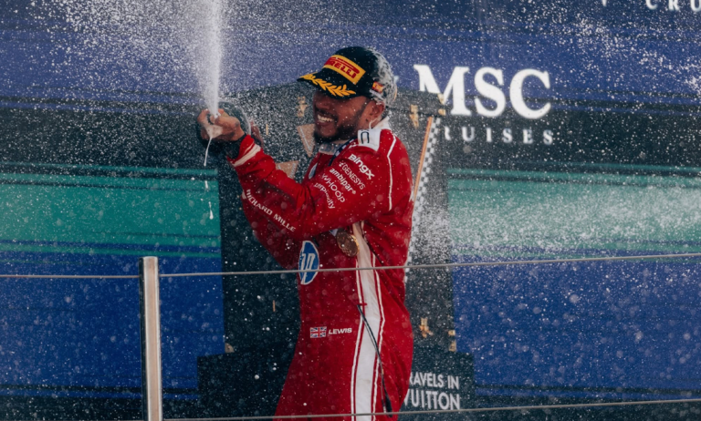 Hamilton conquista Barcelona Checo termina rezagado