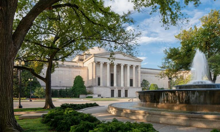 National Gallery recibe 50 obras de la Colección Berezdivin