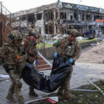 Rusia y Ucrania intercambian Repatrían 285 soldados fallecidos