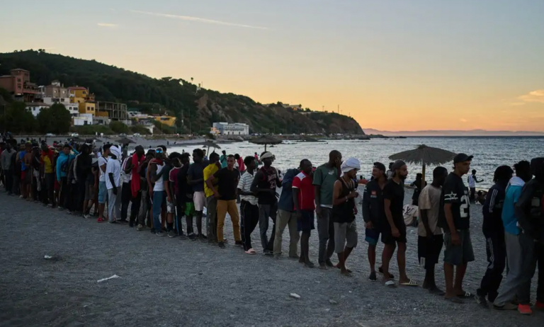 Miles siguen varados Ceuta enfrenta saturación migratoria