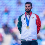 Herrera honra a México Con doble oro